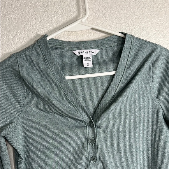 Athleta Green Half Button Up Top XS - Picture 3 of 6